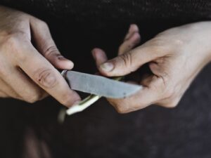 What Are Some Essential Knife Skills for Survival?