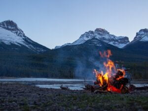 How Can I Build a Campfire for Repelling Wildlife?
